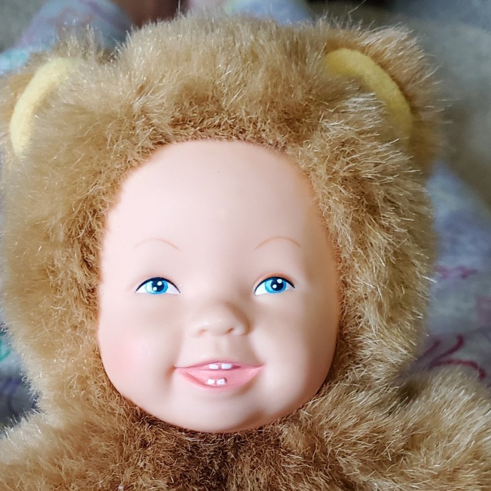 Anne Geddes Baby Bear - Picture 3 of 9